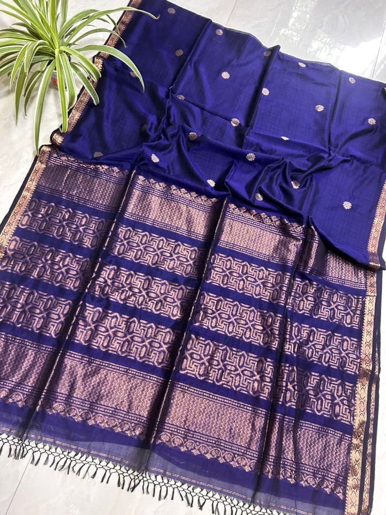 Agnika Boutique Premium Saree - Premium handwoven 130 count mercerised cotton saree with tested zari hand needle work